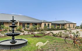 The Oxley Estate Bed & Breakfast Portarlington 5* Australia