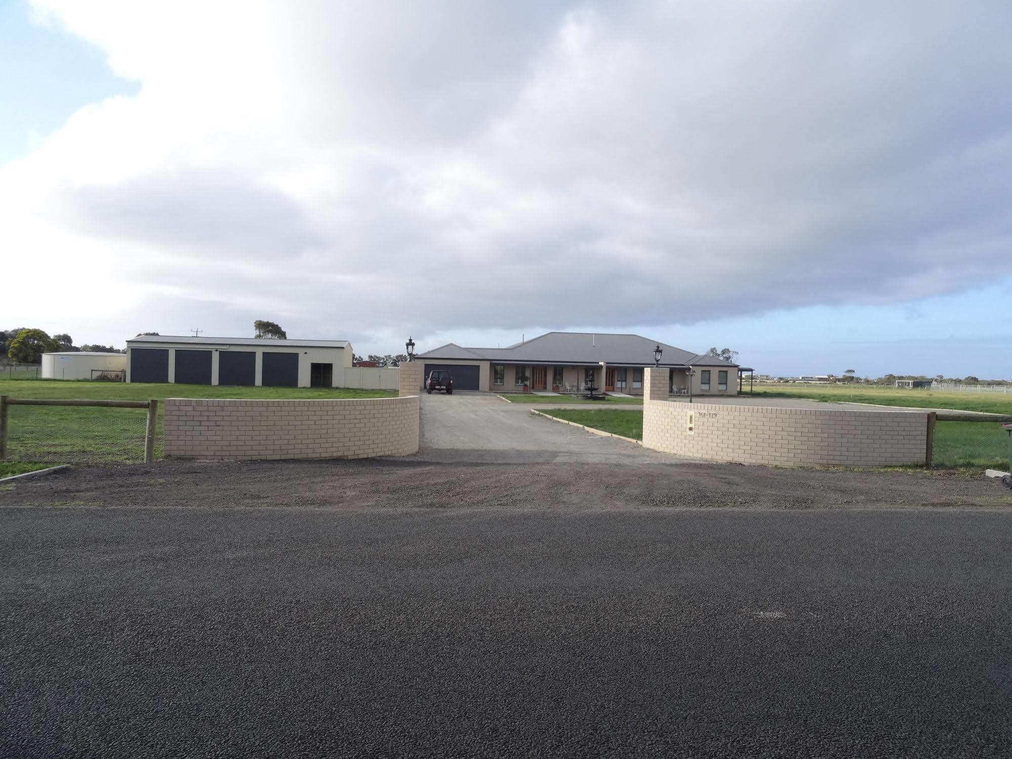 The Oxley Estate Bed & Breakfast Portarlington Exterior photo